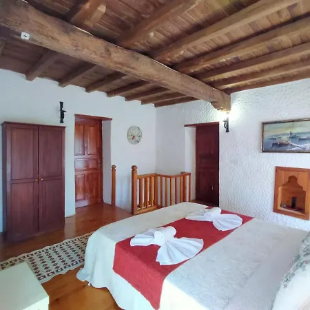 Βίλα Manzara Muhtesem Kayakoy Manzarali Jakuzi Ve Havuzlu Luks